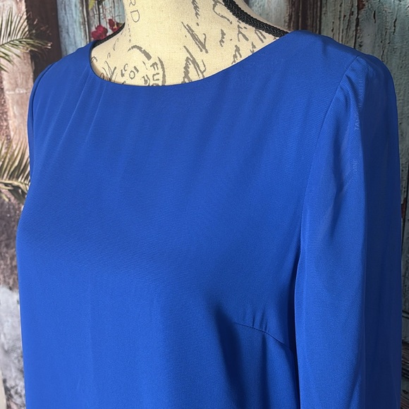 Tahari ASL Royal blue laser cut ruffle crepe shift dress, size 8, excellent - Picture 10 of 11